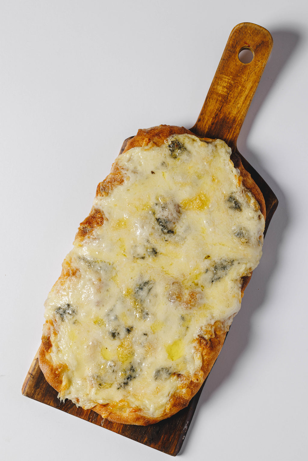 Пінса Кватро формаджі